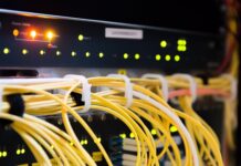 Czy powinno się wyłączać router na noc? Czy powinno się wyłączać router na noc?