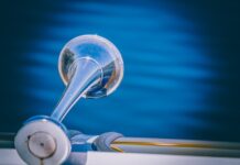 Jak podłączyć fanfary do motocykla? Jak podłączyć fanfary do motocykla?